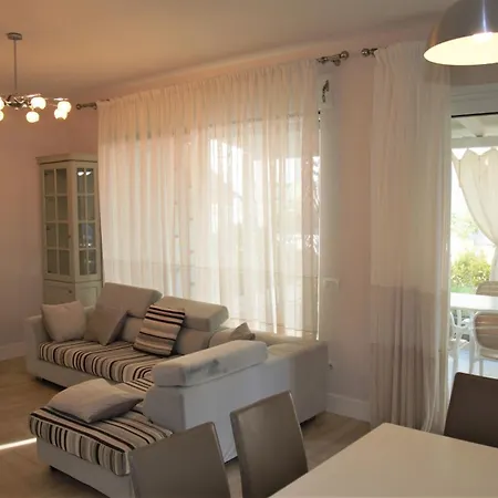 Villa Artino *